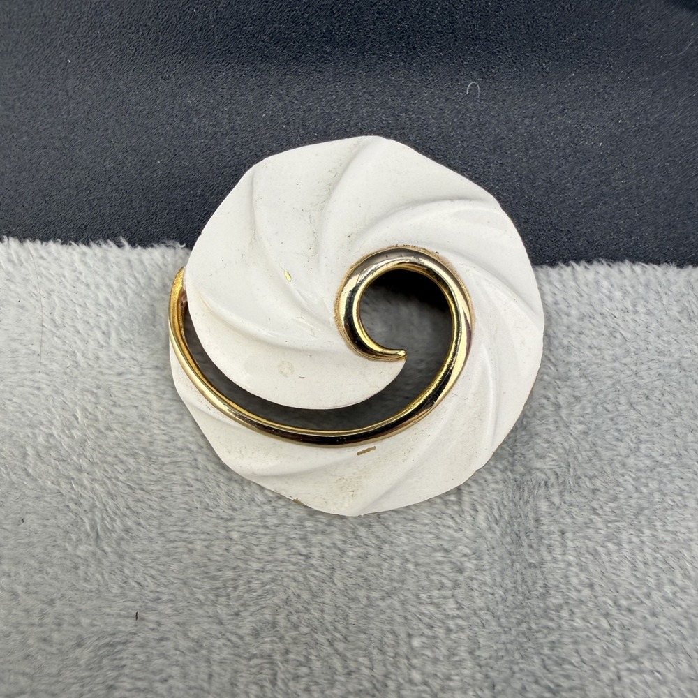 Vintage Torino Brooch Gold Tone White Enamel Swirl Signed Round Pin